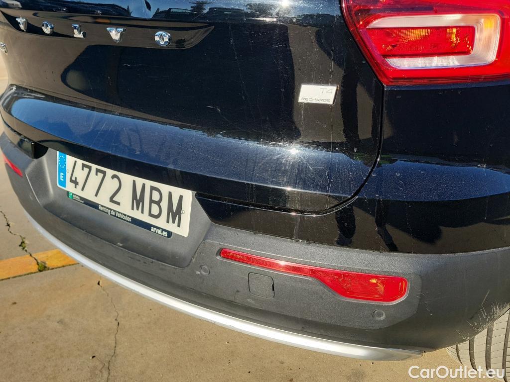  Volvo  XC 40 VOLVO XC40 / 2021 / 5P / todoterreno 1.5 T4 Twin Recharge Core Auto #17