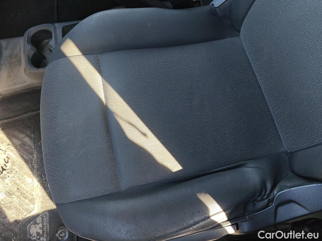  Peugeot  RIFTER PEUGEOT  / 2018 / 4P / combi Active Standard BlueHDi 73kW (IND) (CX2) #38