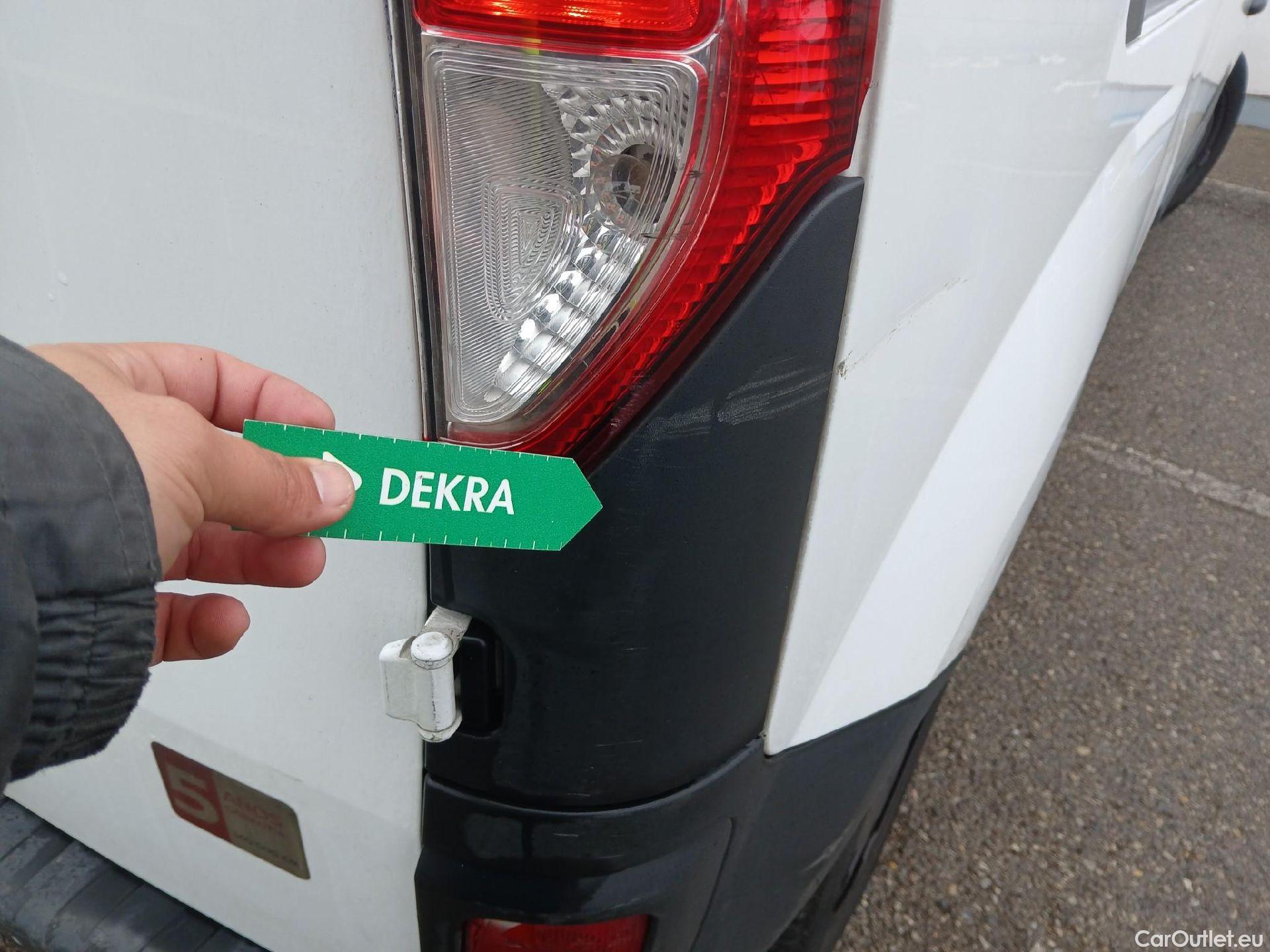  Nissan  NV200 NISSAN NV250 / 2019 / 4P / furgón 2pl 1.5dCi 70 kW (95CV) L2H1 ÓPTIMA #34