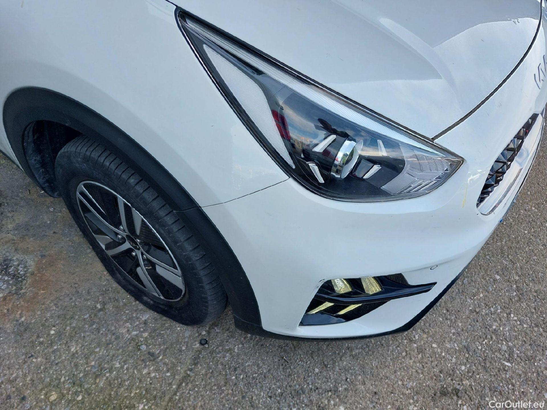  KIA  Niro KIA  / 2019 / 5P / crossover 1.6 GDi PHEV 104kW (141CV) Drive #6