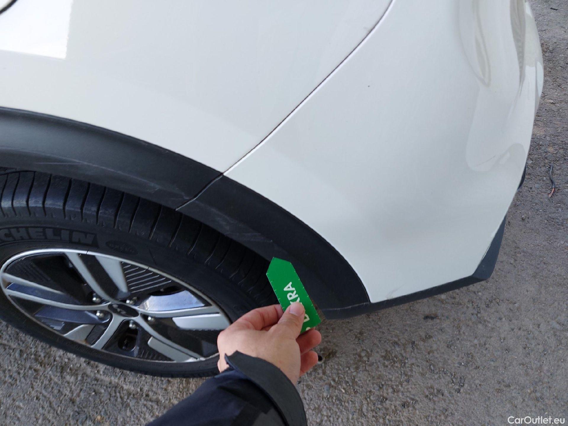  KIA  Niro KIA  / 2019 / 5P / crossover 1.6 GDi PHEV 104kW (141CV) Drive #16