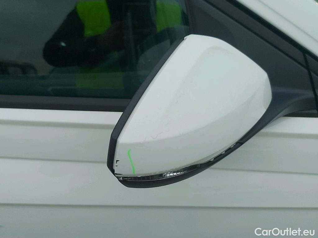  Volkswagen  Polo VOLKSWAGEN  / 2021 / 5P / berlina con portón Life 1.0 TSI 70kW (95CV) #33