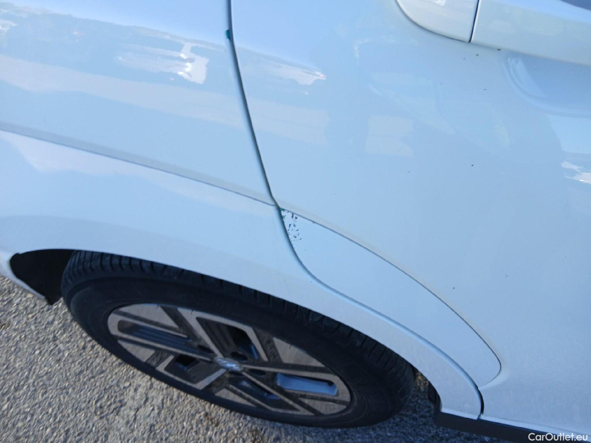  Hyundai  Konna HYUNDAI Kona / 2020 / 5P / todoterreno 100kW EV Maxx #32