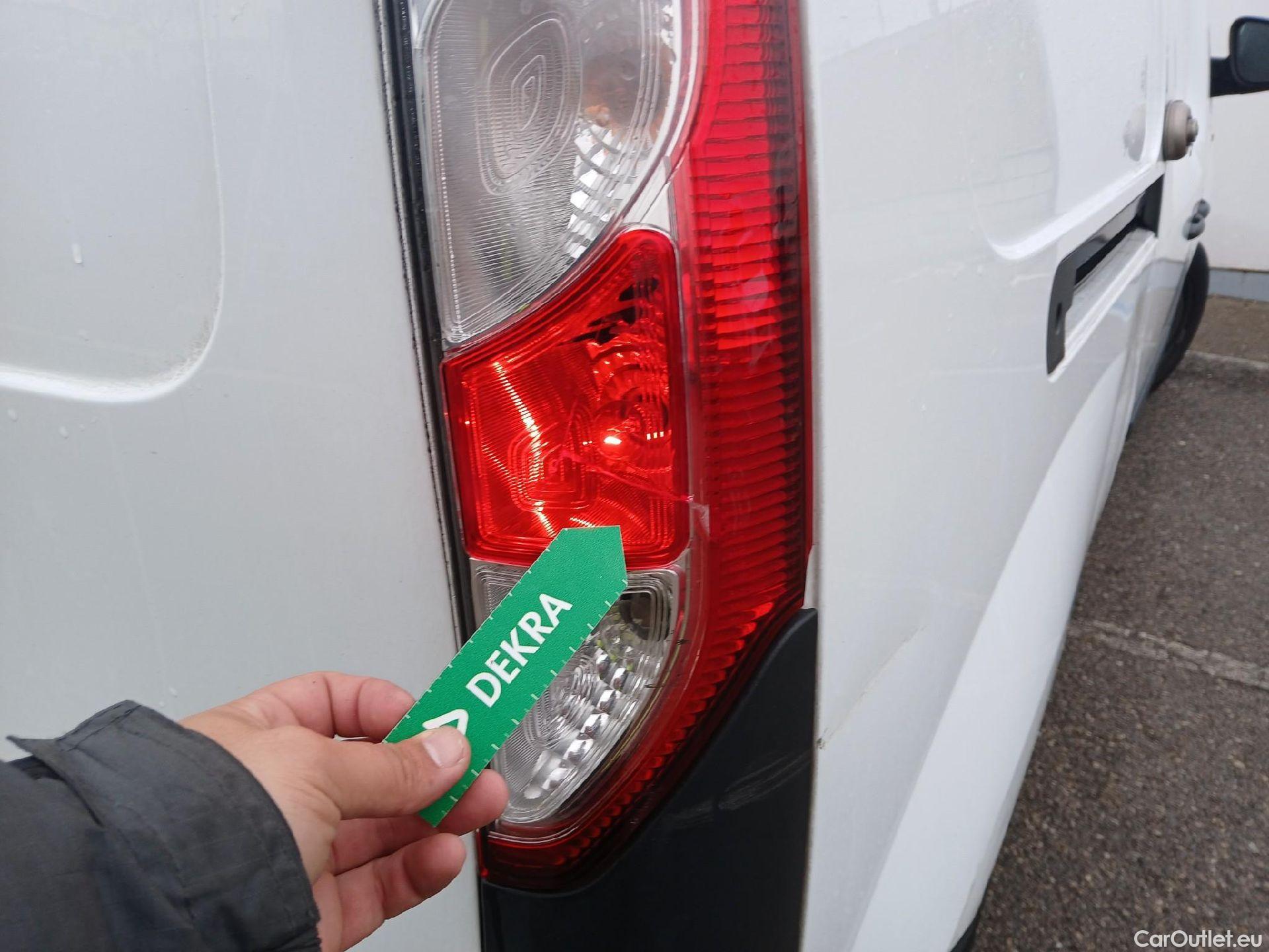  Nissan  NV200 NISSAN NV250 / 2019 / 4P / furgón 2pl 1.5dCi 70 kW (95CV) L2H1 ÓPTIMA #32