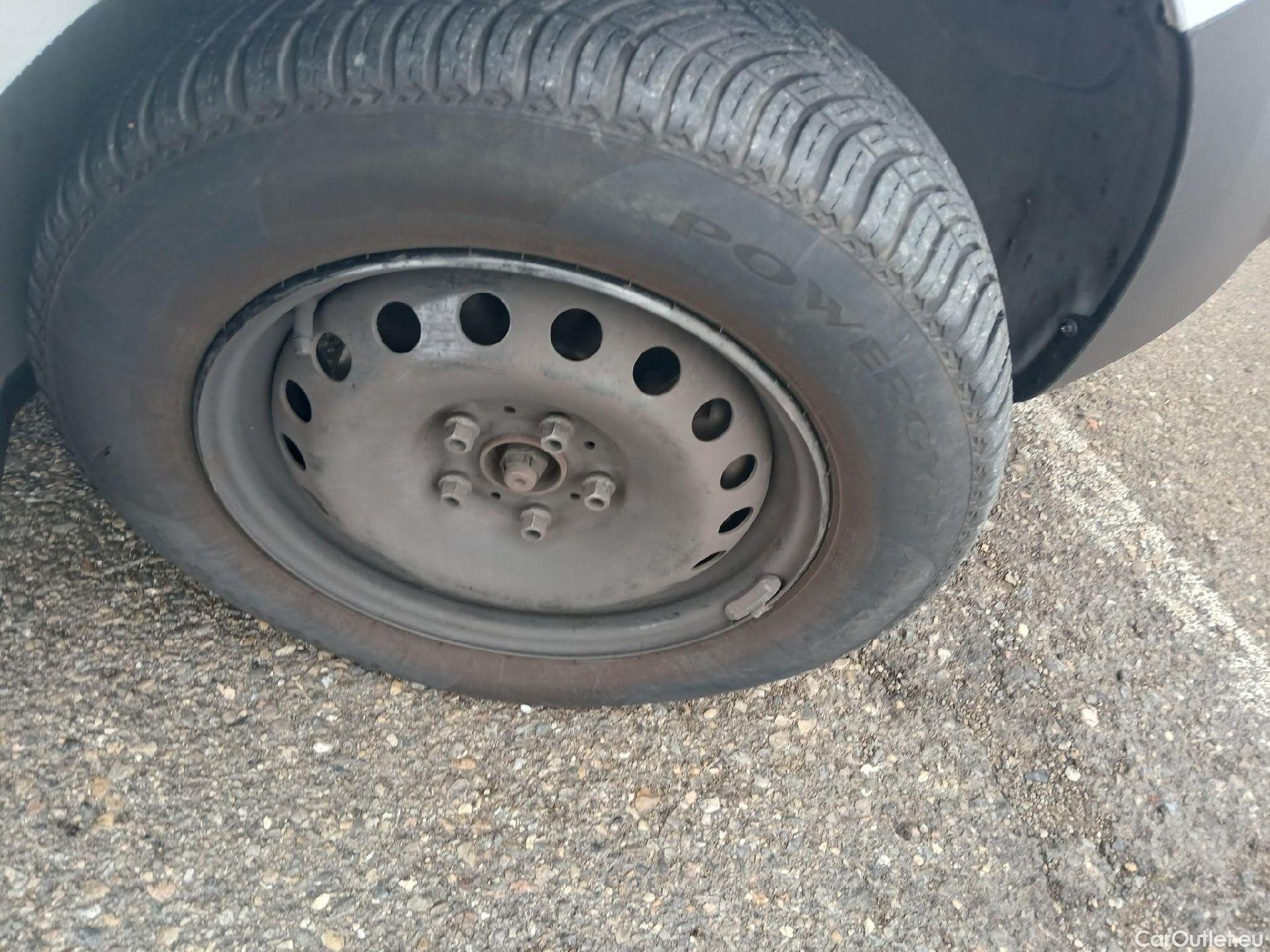  Nissan  NV200 NISSAN NV250 / 2019 / 4P / furgón 2pl 1.5dCi 70 kW (95CV) L2H1 ÓPTIMA #52