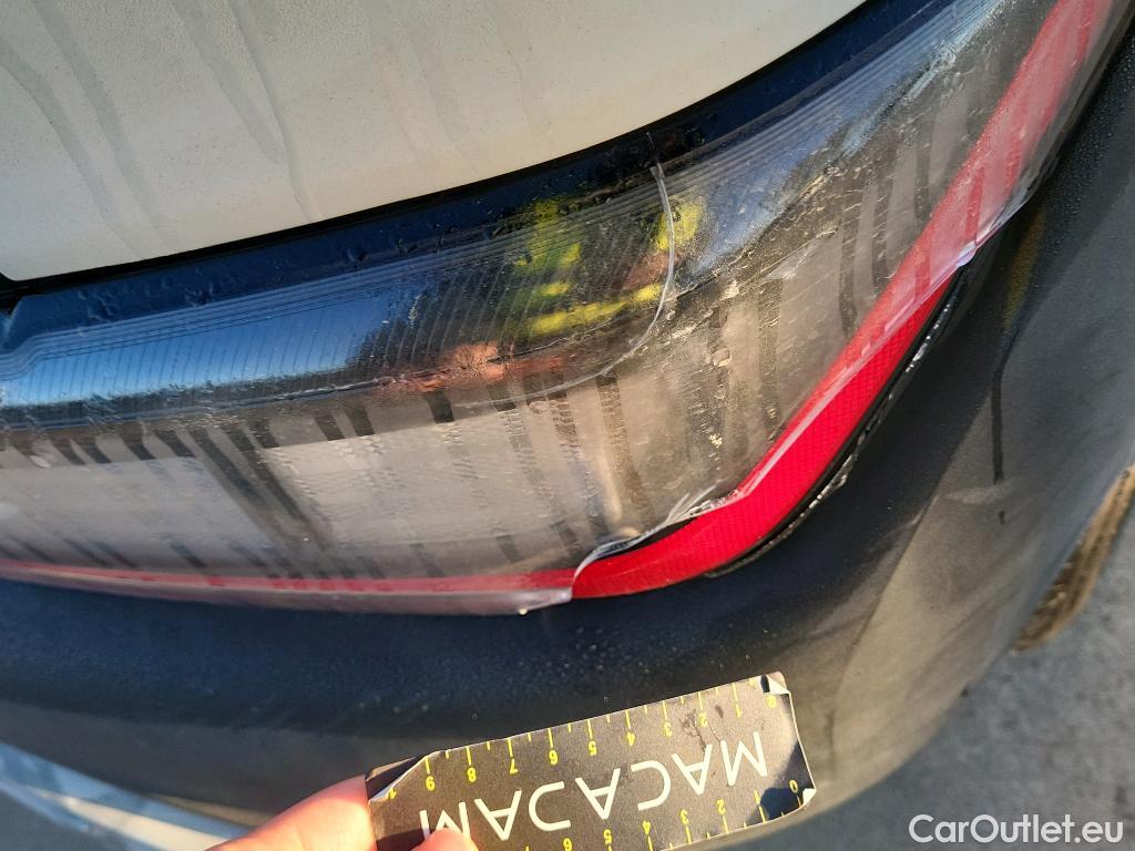  Hyundai  Konna HYUNDAI Kona / 2020 / 5P / todoterreno 1.0 TGDI Klass 4X2 #2