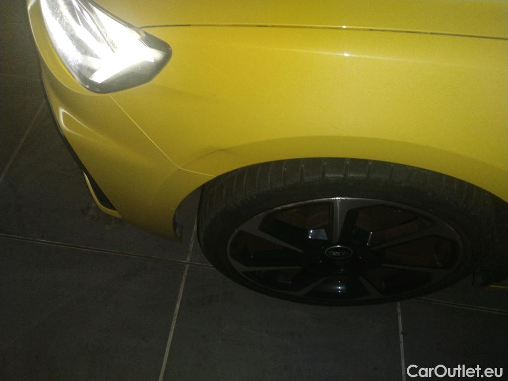  Audi  A1 Sportback AUDI A1 / 2018 / 5P / berlina con portón Sportback Black line 35 TFSI 110kW S tro #3