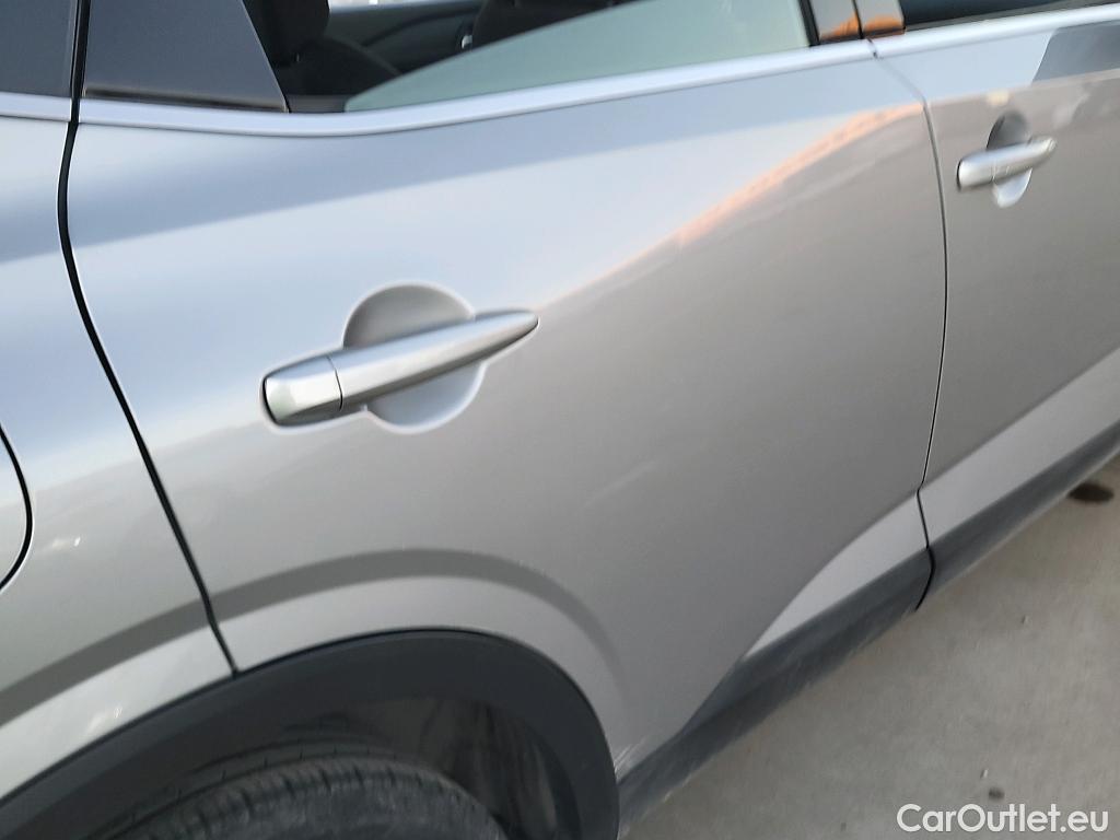  Nissan  Qashqai NISSAN  / 2021 / 5P / todoterreno DIG-T 116kW (158CV) mHEV Xtronic Acenta (AC8) #1