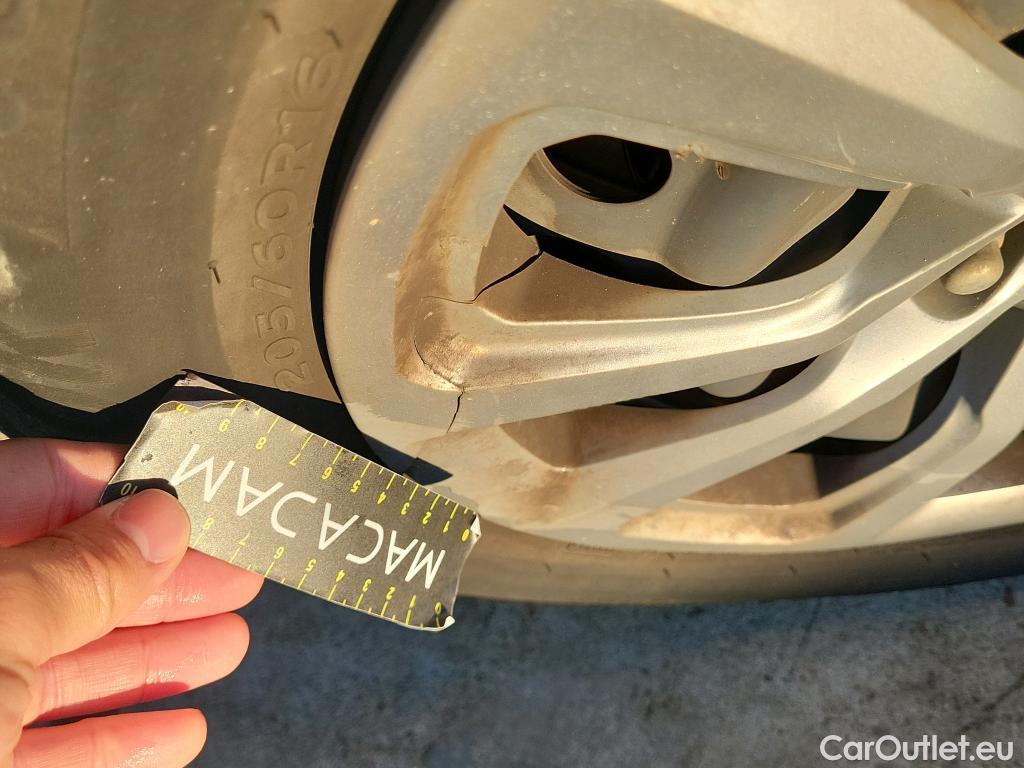  Hyundai  Konna HYUNDAI Kona / 2020 / 5P / todoterreno 1.0 TGDI Klass 4X2 #17