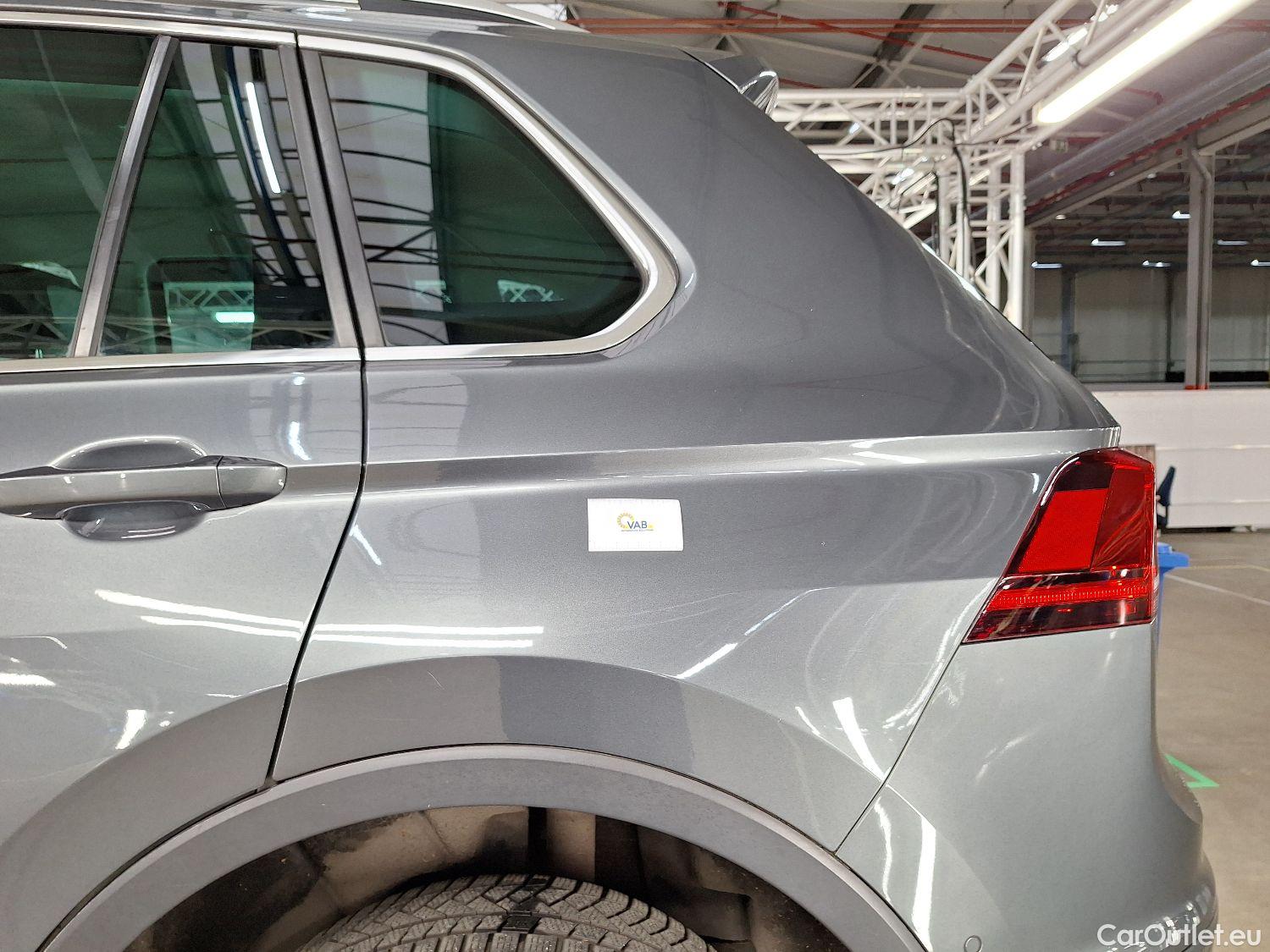  Volkswagen  Tiguan VW,  '16, Volkswagen  1.5 TSI ACT OPF 96kW IQ.Drive 5d #24