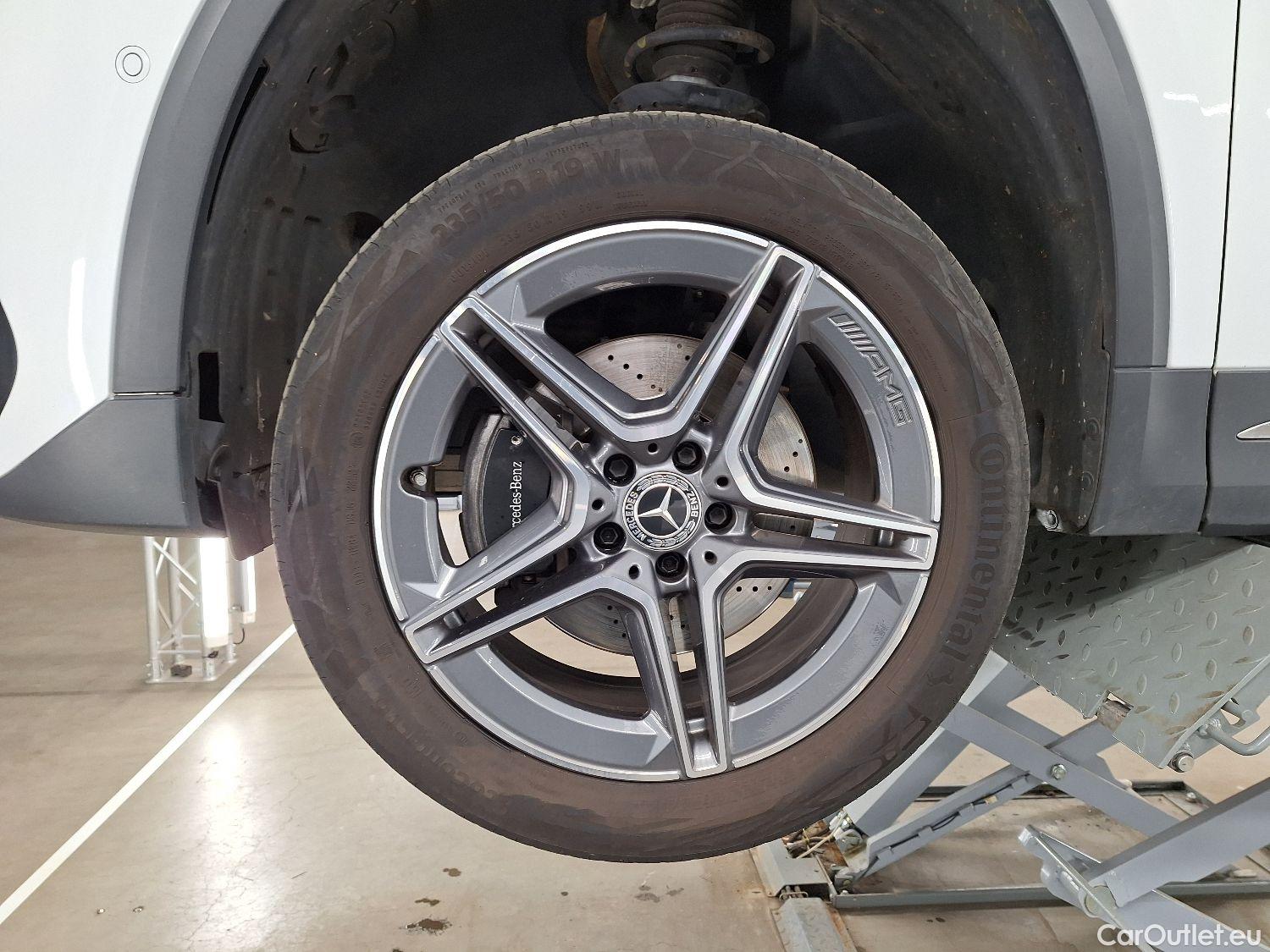  Mercedes  GLA Mercedes,  '20, Mercedes-Benz   250e Business Solution 5d #3