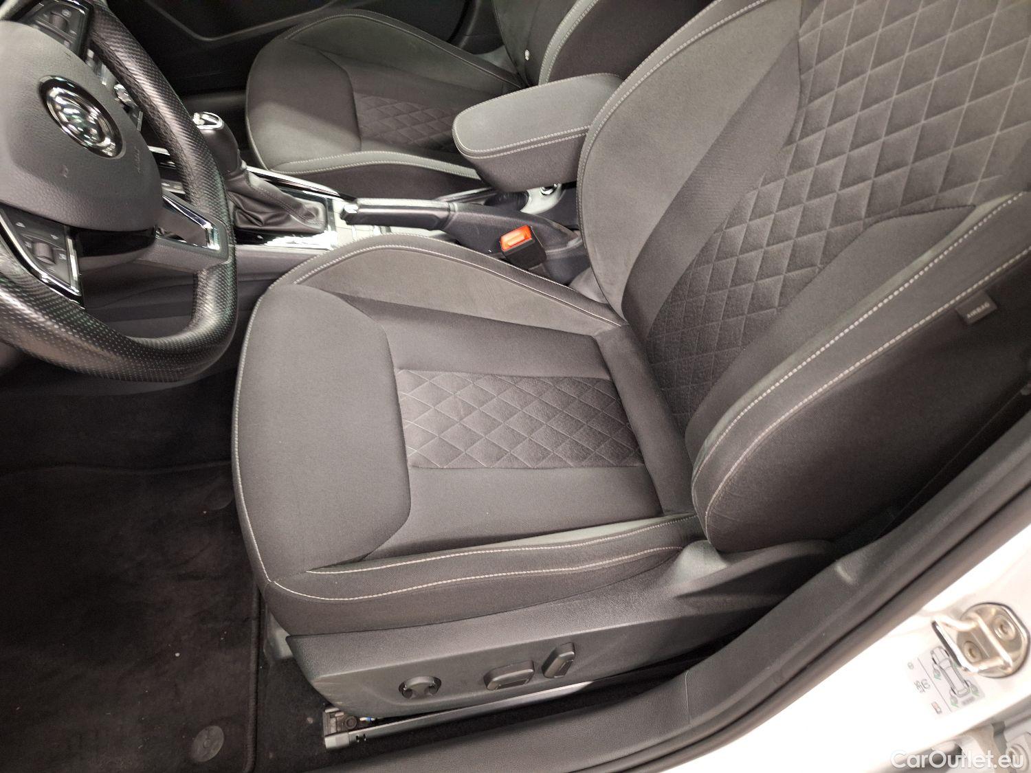  Skoda  Scala Skoda,  '19, Skoda  1.6 TDI 85kW DSG7 Style 5d #30