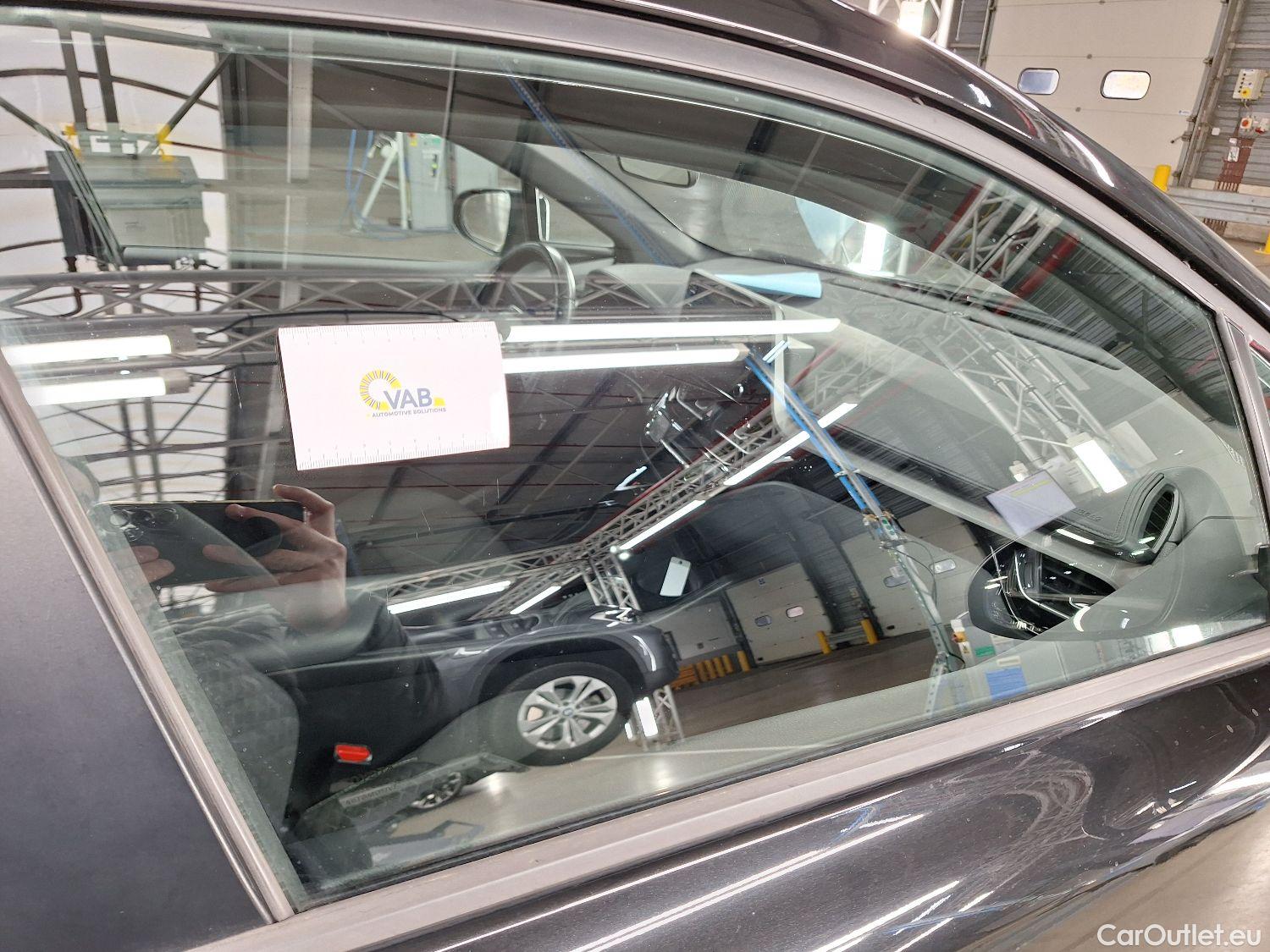  Toyota  C-HR Toyota,  '16, Toyota  1.8 VVT i-Hybrid C-Enter E-CVT 5d #30