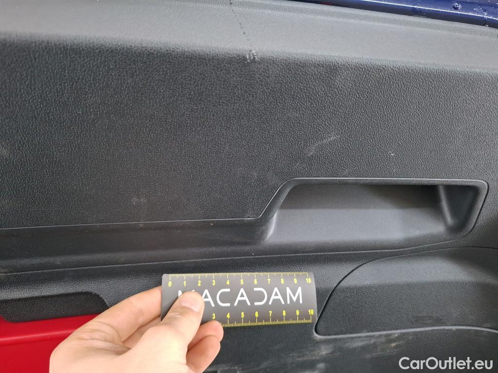  Audi  A3 AUDI  Sportback / 2020 / 5P / Berline 40 TFSI e 204 S Tronic Design Luxe #11