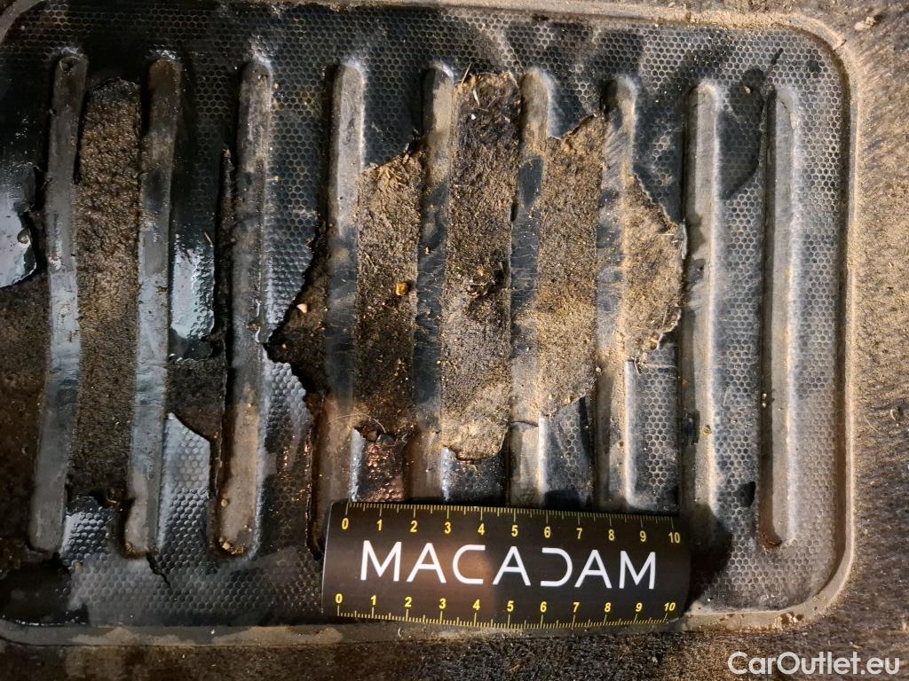  Citroen  C3  Société Feel 1.5 BlueHDI 100CV BVM6 E6dT #2