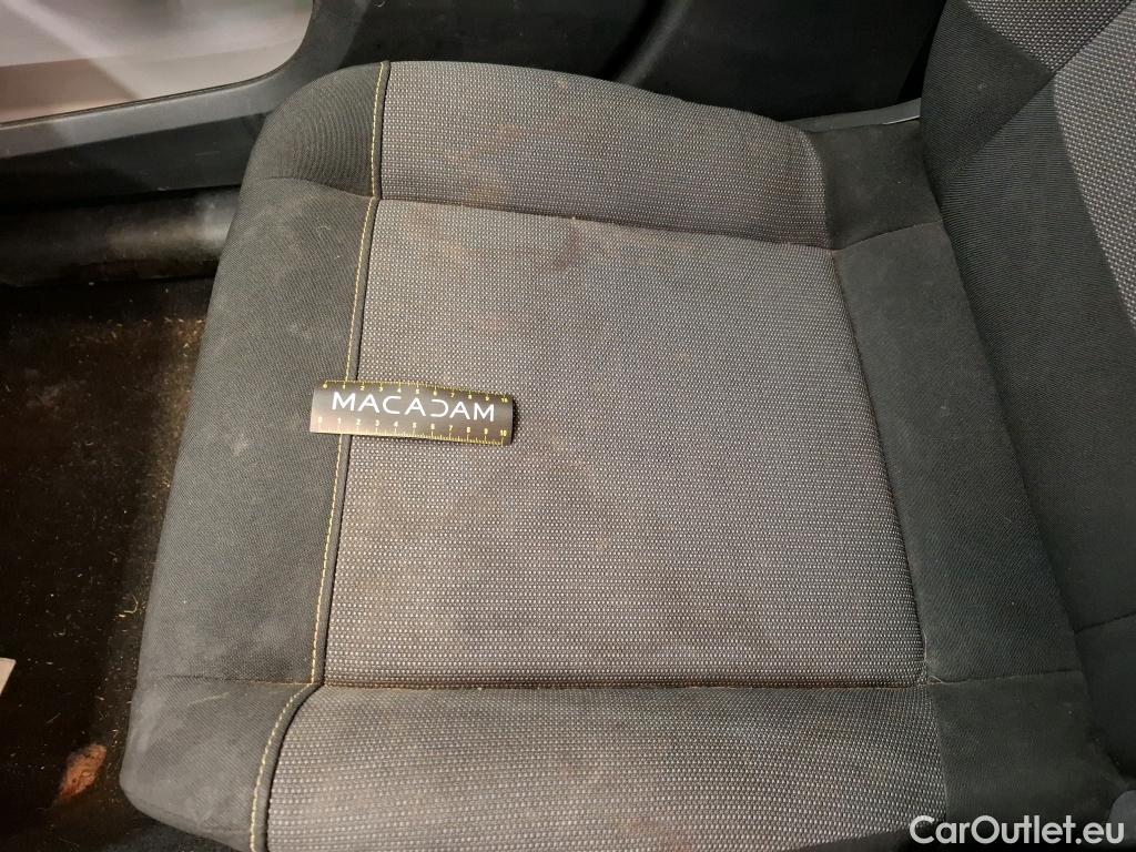  Citroen  C3  Société Feel 1.5 BlueHDI 100CV BVM6 E6dT #18