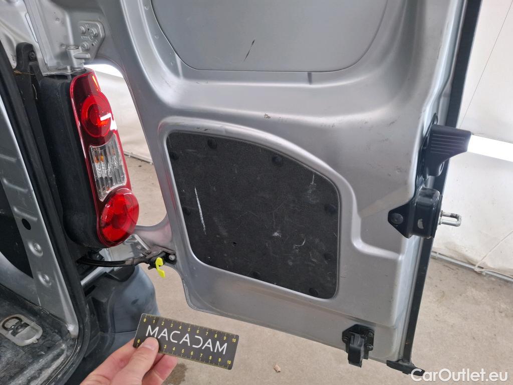  Citroen  Berlingo  Fourgon Business L1 (Court) 1.6 BlueHDi 100CV BVM5 E6 #40