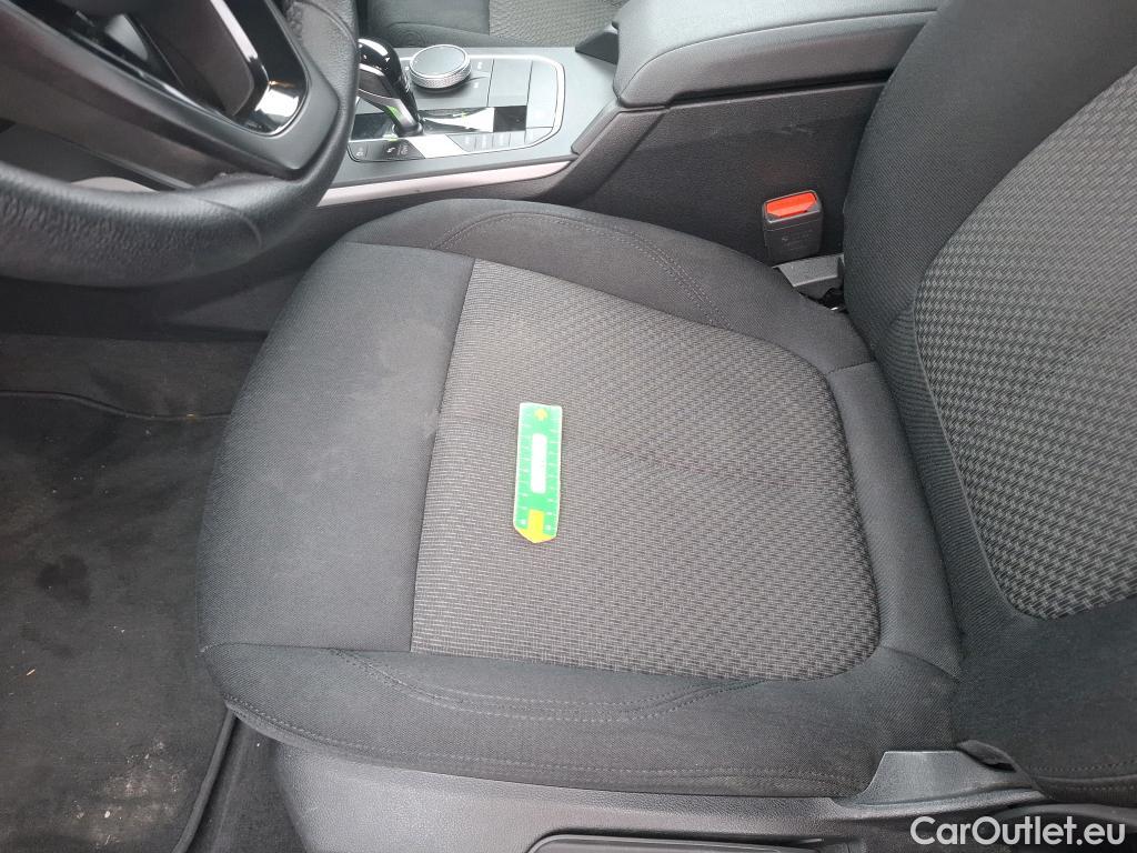  Bmw  Serie 1 BMW Série 1 / 2019 / 5P / Berline 116i DKG7 Business Design #21