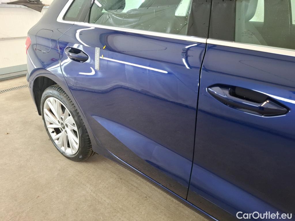  Audi  A3 AUDI  Sportback / 2020 / 5P / Berline 40 TFSI e 204 S Tronic Design Luxe #15