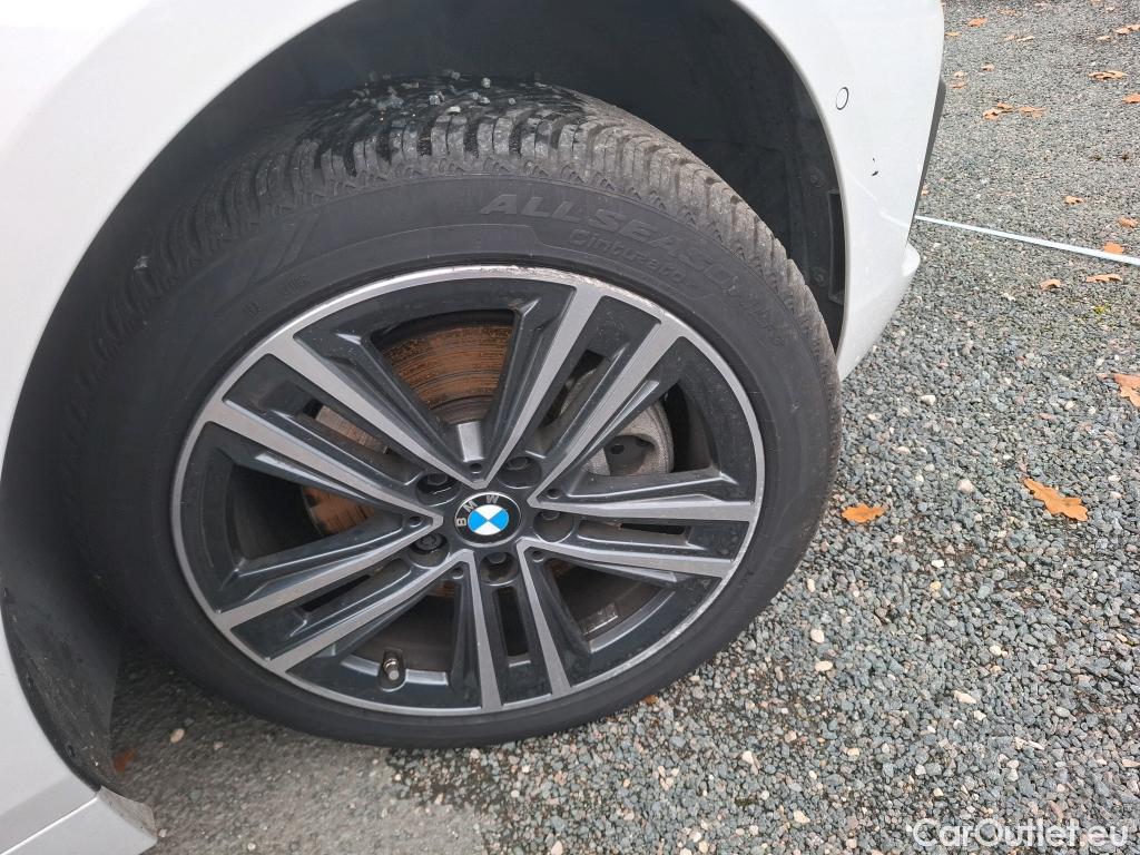  Bmw  Serie 1 BMW Série 1 / 2019 / 5P / Berline 116i DKG7 Business Design #1