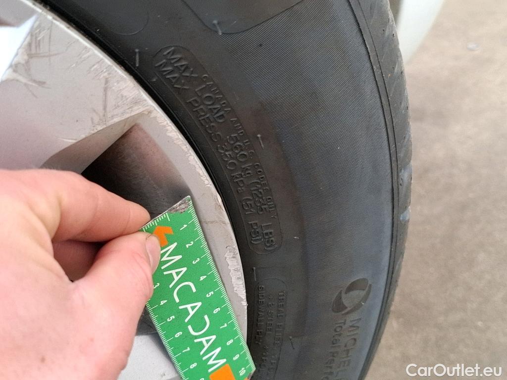  Dacia  Sandero  III Confort 1.0 TCe 90CV BVM5 E6d #8