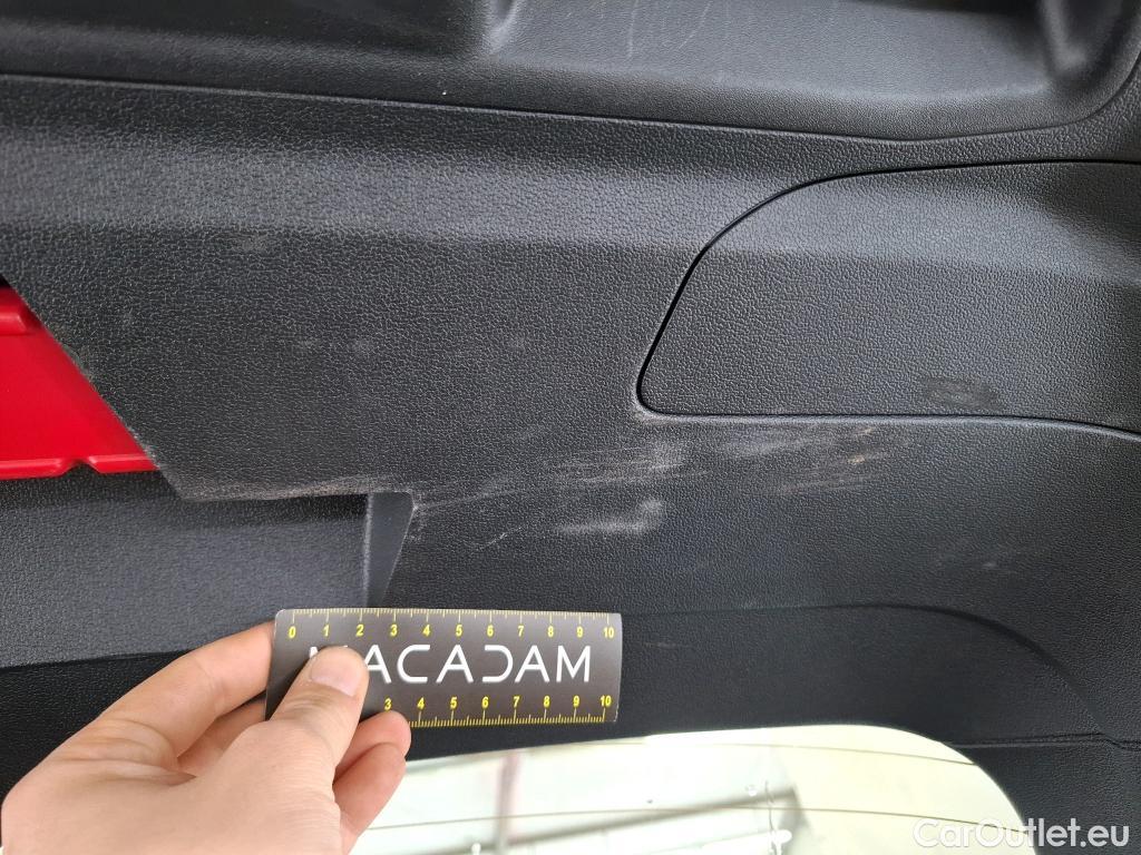  Audi  A3 AUDI  Sportback / 2020 / 5P / Berline 40 TFSI e 204 S Tronic Design Luxe #10