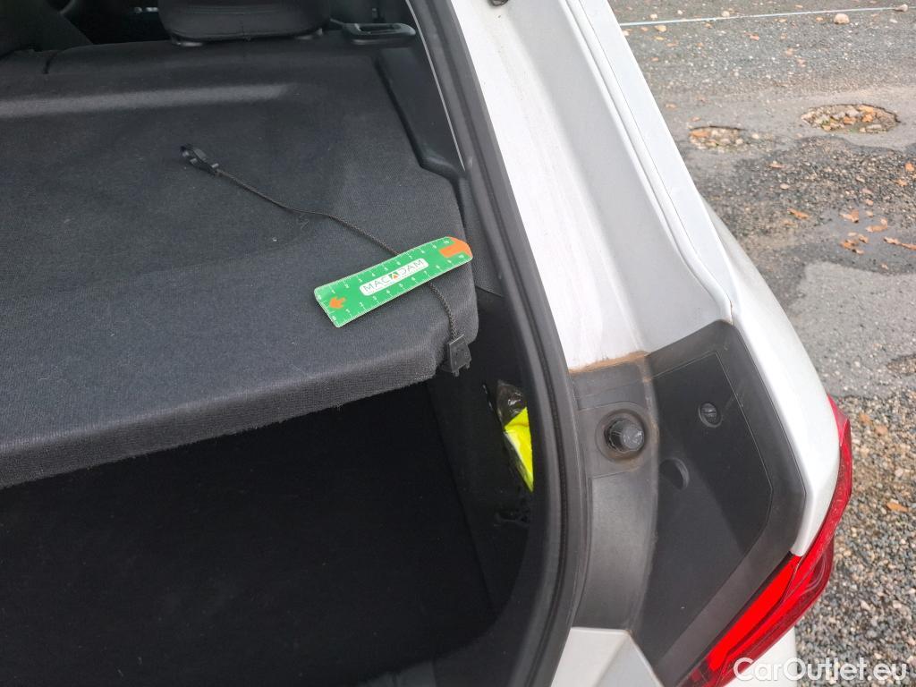  Bmw  Serie 1 BMW Série 1 / 2019 / 5P / Berline 116i DKG7 Business Design #24