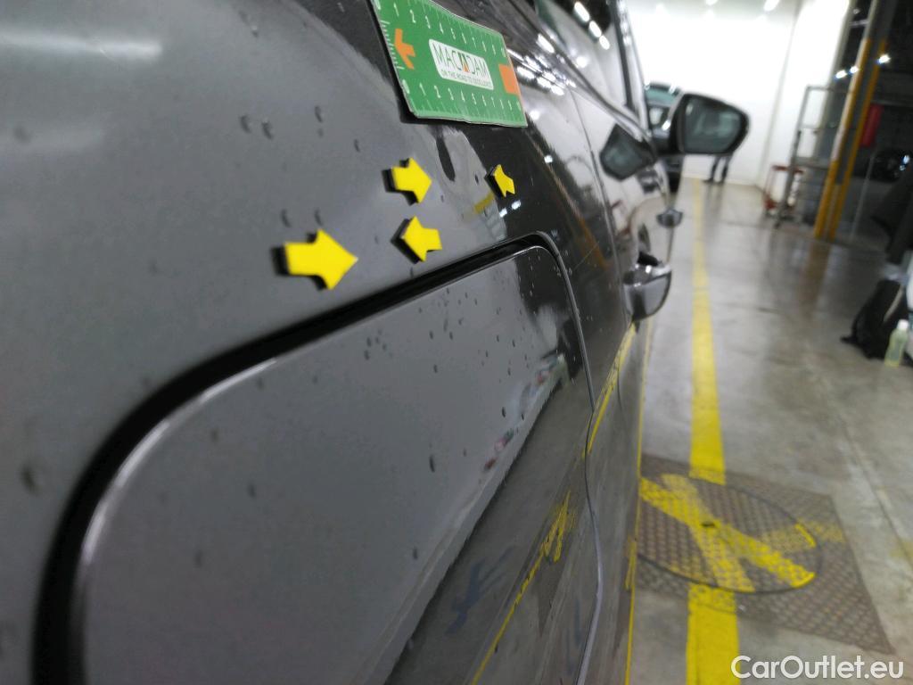  Peugeot  3008 PEUGEOT  / 2020 / 5P / SUV 1.6 HYBRID 225 E-EAT8 Allure Pack #11