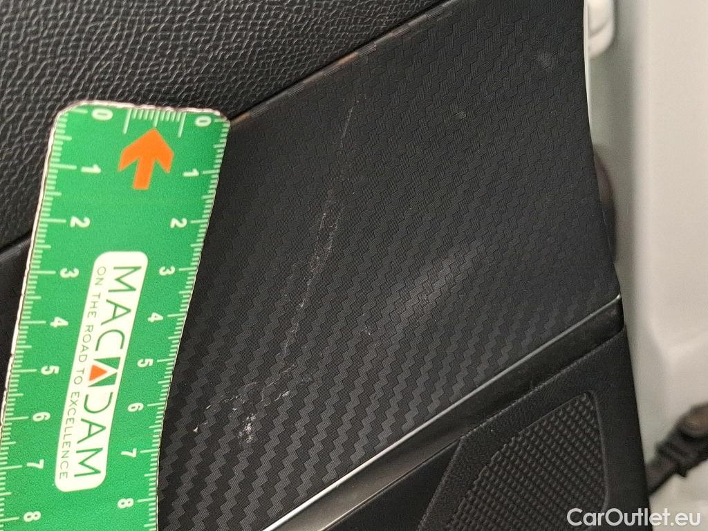  Peugeot  3008  II Style 1.5 HDi 130CV BVA8 E6d #8