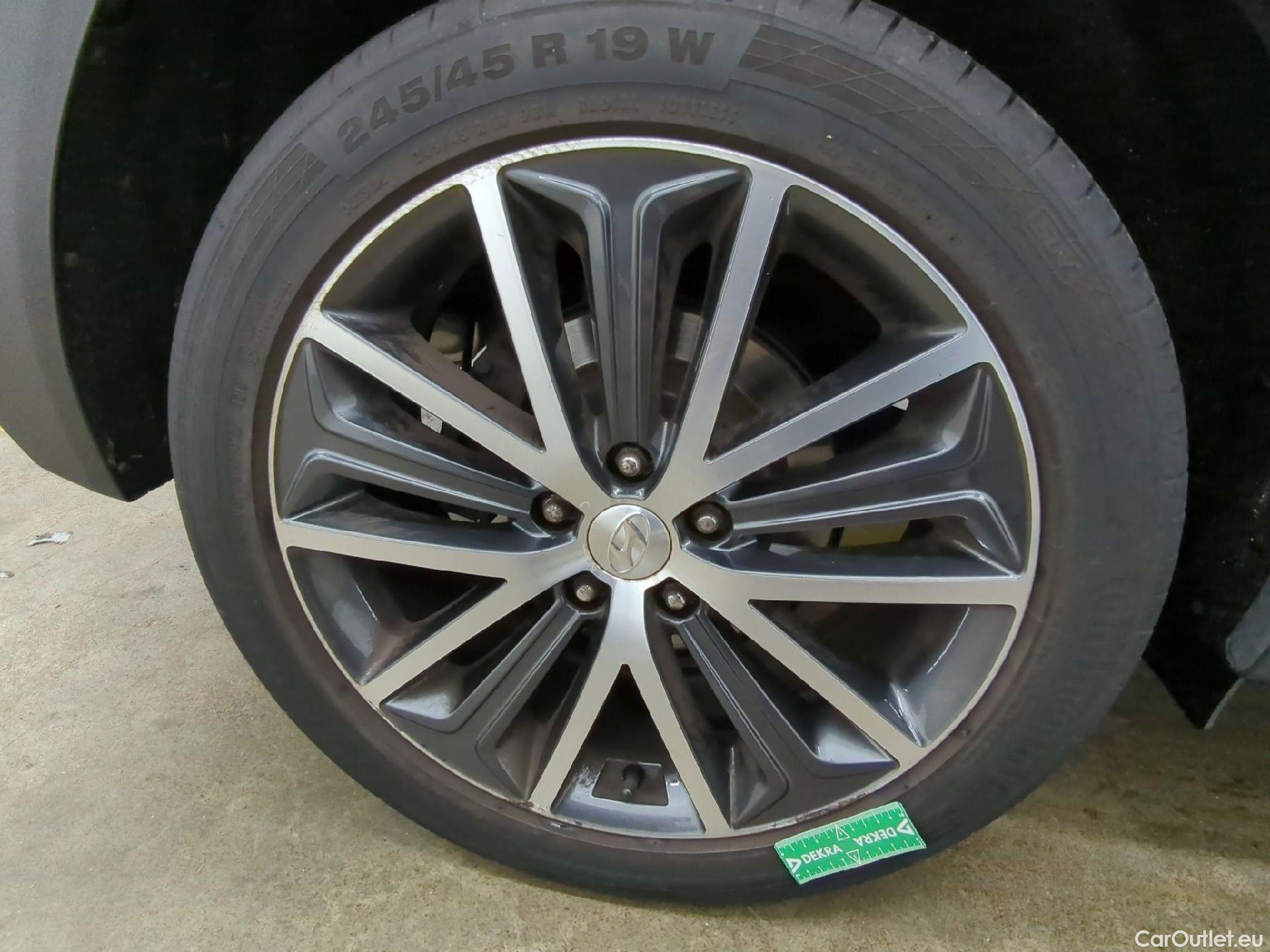  Hyundai  Tucson  Mondial 2WD 1.7 CRDi 115CV BVM6 E6 #17