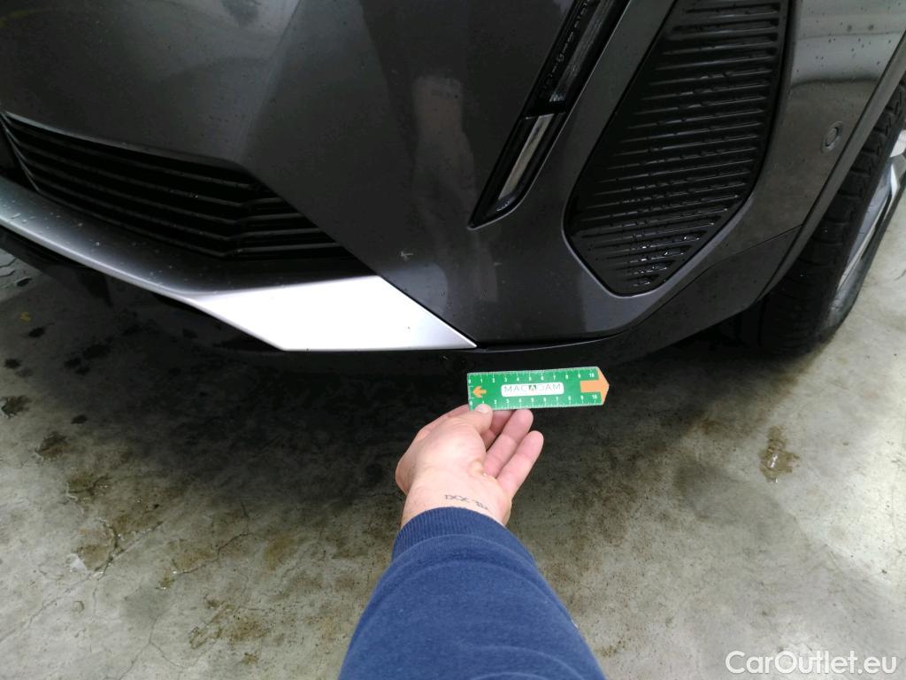  Peugeot  3008 PEUGEOT  / 2020 / 5P / SUV 1.6 HYBRID 225 E-EAT8 Allure Pack #31