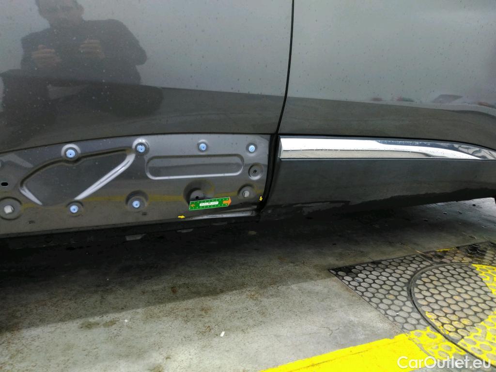  Peugeot  3008 PEUGEOT  / 2020 / 5P / SUV 1.6 HYBRID 225 E-EAT8 Allure Pack #7