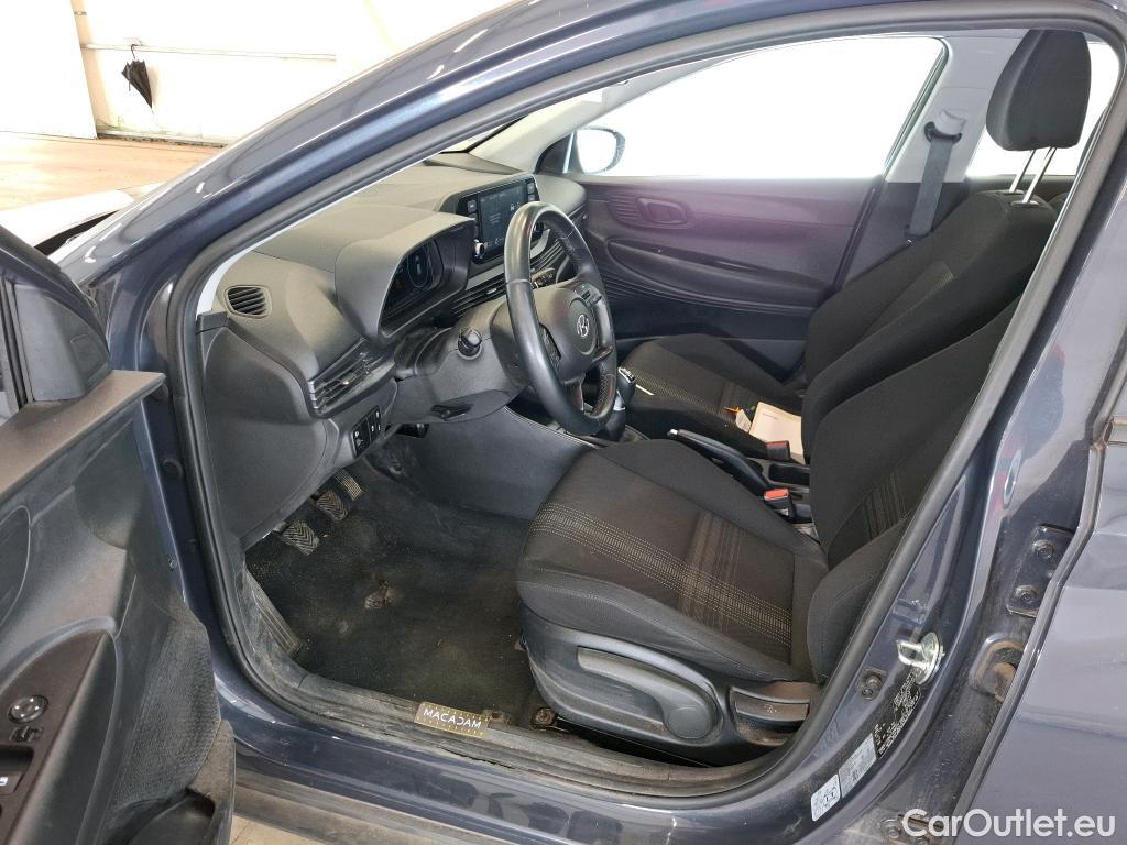  Hyundai  Bayon  / 2021 / 5P / SUV 1.0 T-GDI 100 HYBRID 48V INITIA / TRANSFO VP/VF #3