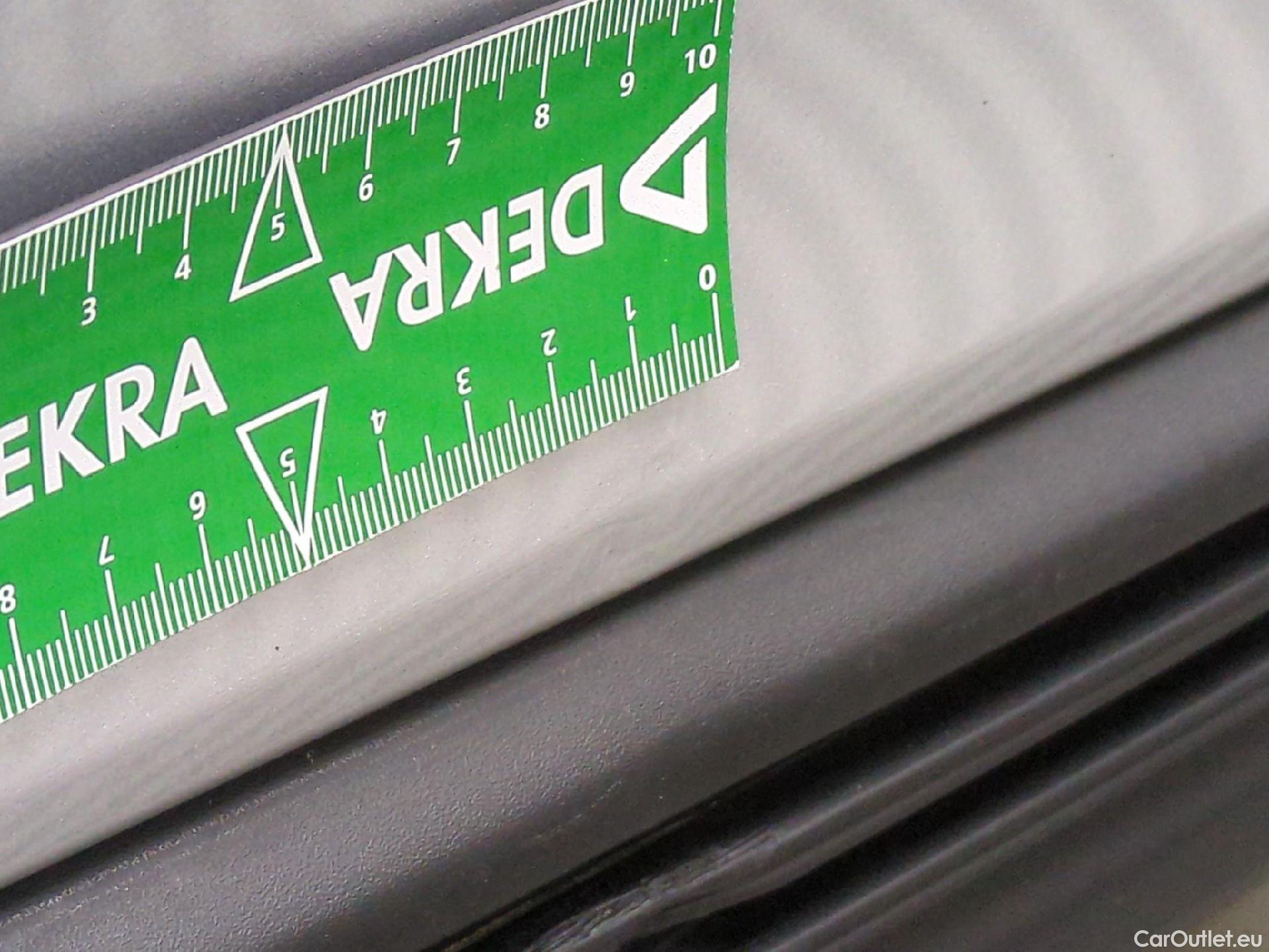  Ford  Focus  Berline ST-Line Business 1.5 EcoBlue 120CV BVA8 E6dT #27