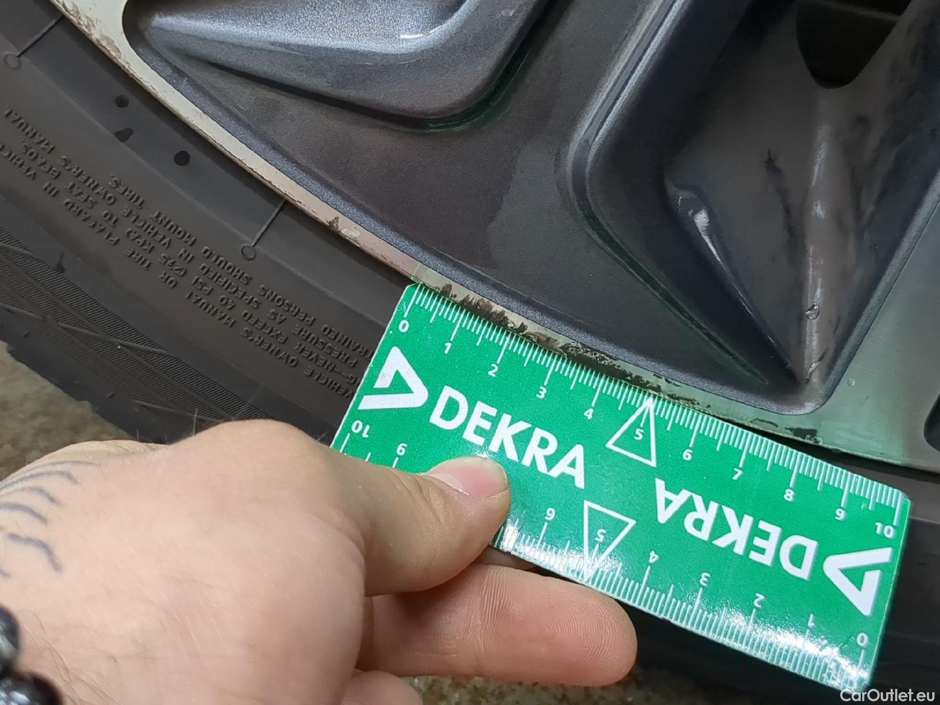  Hyundai  Tucson  Mondial 2WD 1.7 CRDi 115CV BVM6 E6 #8