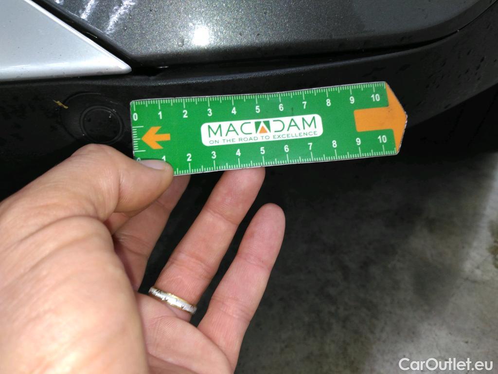  Peugeot  3008 PEUGEOT  / 2020 / 5P / SUV 1.6 HYBRID 225 E-EAT8 Allure Pack #33