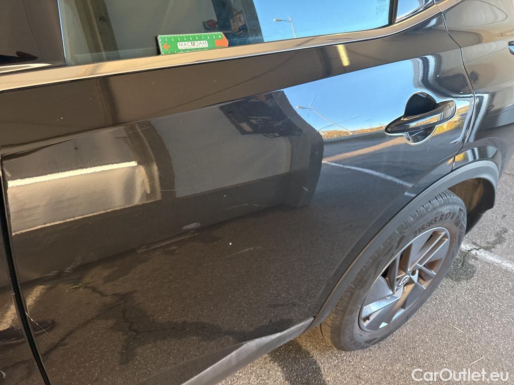  Nissan  Qashqai NISSAN  / 2021 / 5P / Crossover 1.3 MHEV 140 Business Edition #4