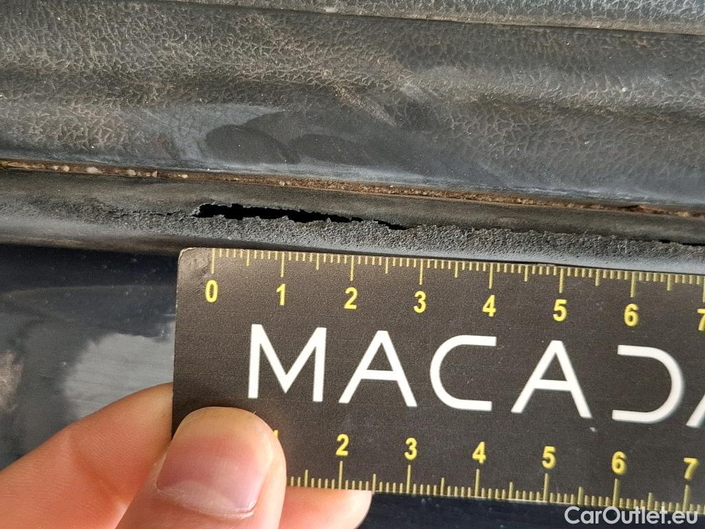  Hyundai  Bayon  / 2021 / 5P / SUV 1.0 T-GDI 100 HYBRID 48V INITIA / TRANSFO VP/VF #4