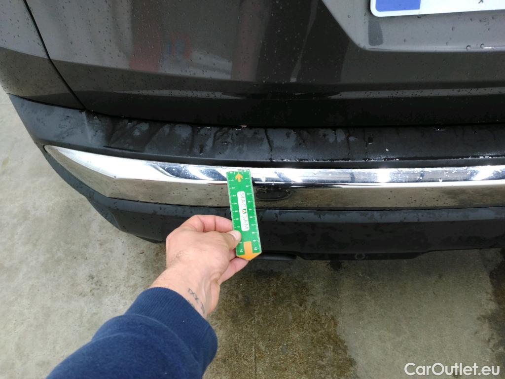  Peugeot  3008 PEUGEOT  / 2020 / 5P / SUV 1.6 HYBRID 225 E-EAT8 Allure Pack #20