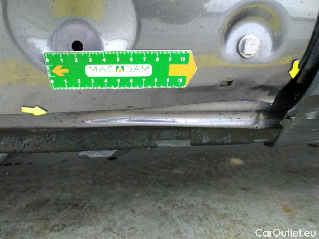  Peugeot  3008 PEUGEOT  / 2020 / 5P / SUV 1.6 HYBRID 225 E-EAT8 Allure Pack #8