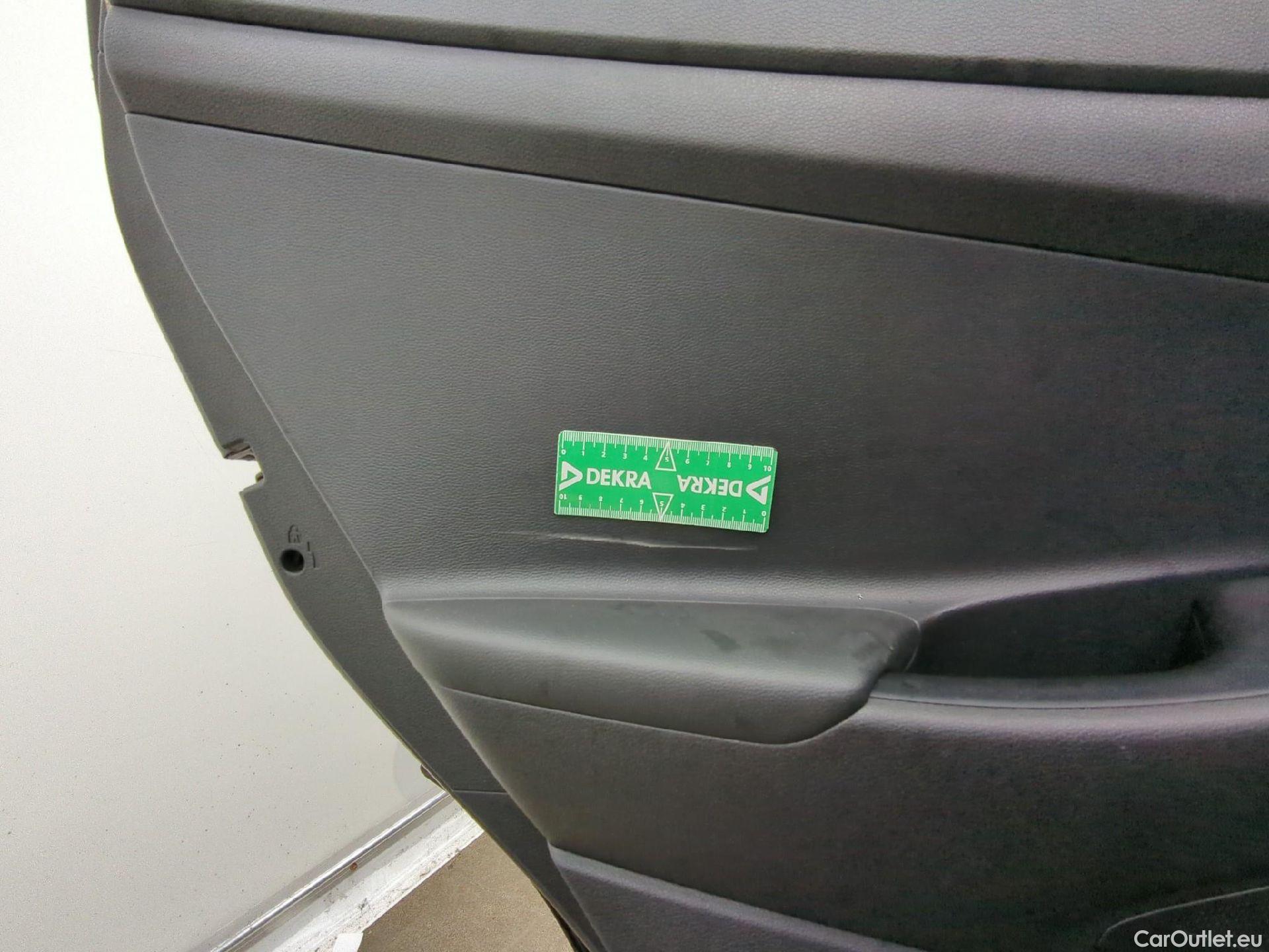  Hyundai  Tucson  Mondial 2WD 1.7 CRDi 115CV BVM6 E6 #3