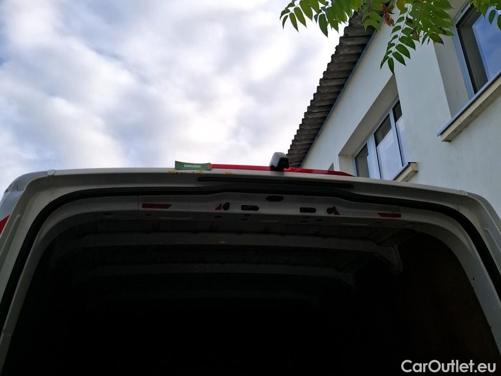  Volkswagen  Crafter VOLKSWAGEN  / 2017 / 4P / Fourgon tôlé 2.0 TDI 140 35 L3H3 4MO Procab Busi Line #30