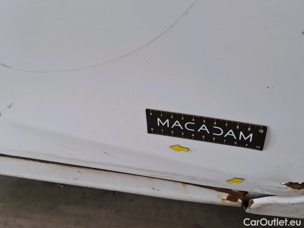  Toyota  Yaris TOYOTA  Hybride 5p Berline 1.5 VVT-I HYBRID France Business #7