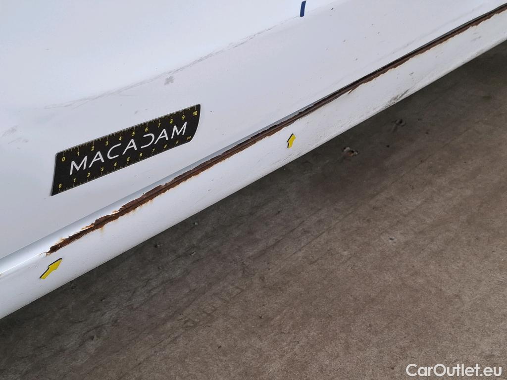  Toyota  Yaris TOYOTA  Hybride 5p Berline 1.5 VVT-I HYBRID France Business #21