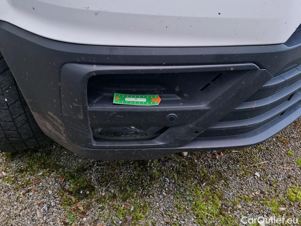  Volkswagen  Crafter VOLKSWAGEN  / 2017 / 4P / Fourgon tôlé 2.0 TDI 140 35 L3H3 4MO Procab Busi Line #61