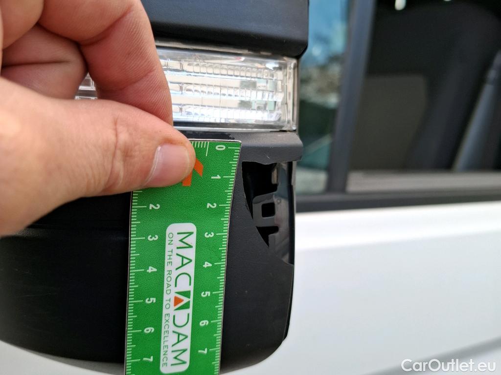  Volkswagen  Crafter VOLKSWAGEN  / 2017 / 4P / Fourgon tôlé 2.0 TDI 140 35 L3H3 4MO Procab Busi Line #18