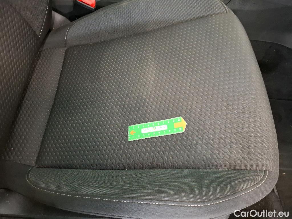  Volkswagen  Polo VOLKSWAGEN  / 2017 / 5P / Berline 1.0 80 Lounge #9