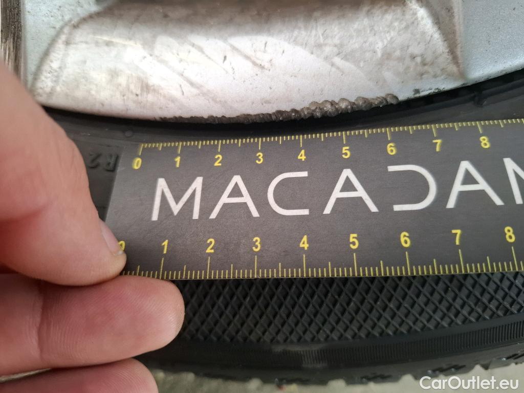  Seat  Leon SEAT  Sportstourer / 2020 / 5P / Break 2.0 TDI 150 DSG S&S Style Business #4