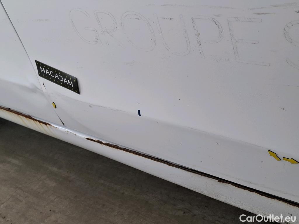  Toyota  Yaris TOYOTA  Hybride 5p Berline 1.5 VVT-I HYBRID France Business #10