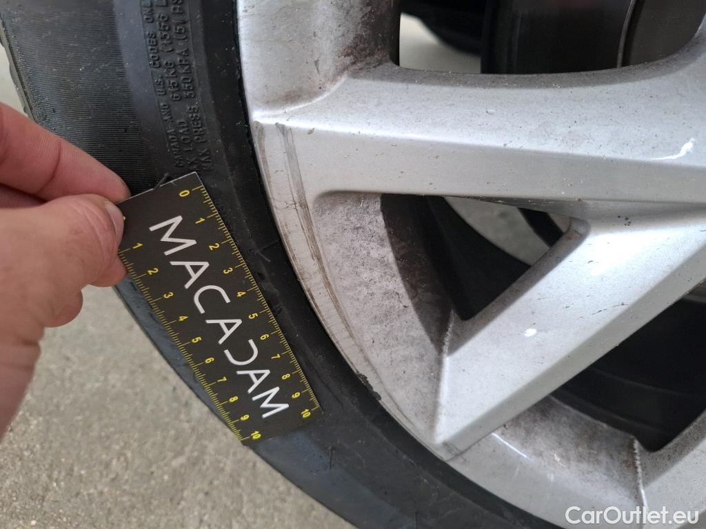  Seat  Leon SEAT  Sportstourer / 2020 / 5P / Break 2.0 TDI 150 DSG S&S Style Business #73